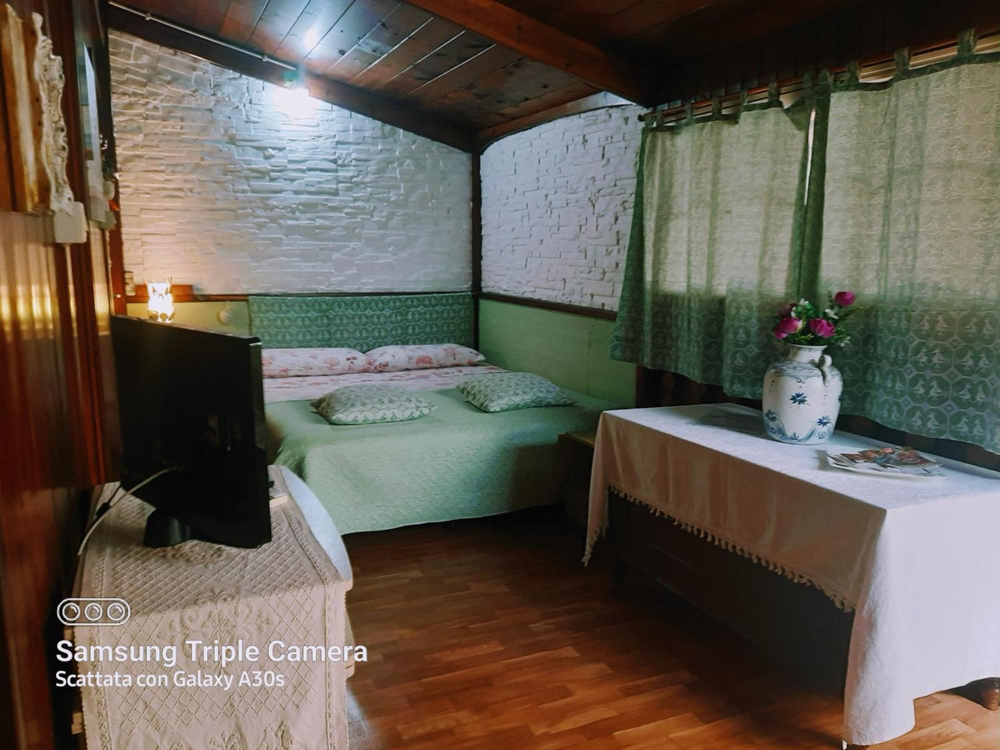 Bed and Breakfast Tom E Jerry Domus De Maria Pokoj fotografie